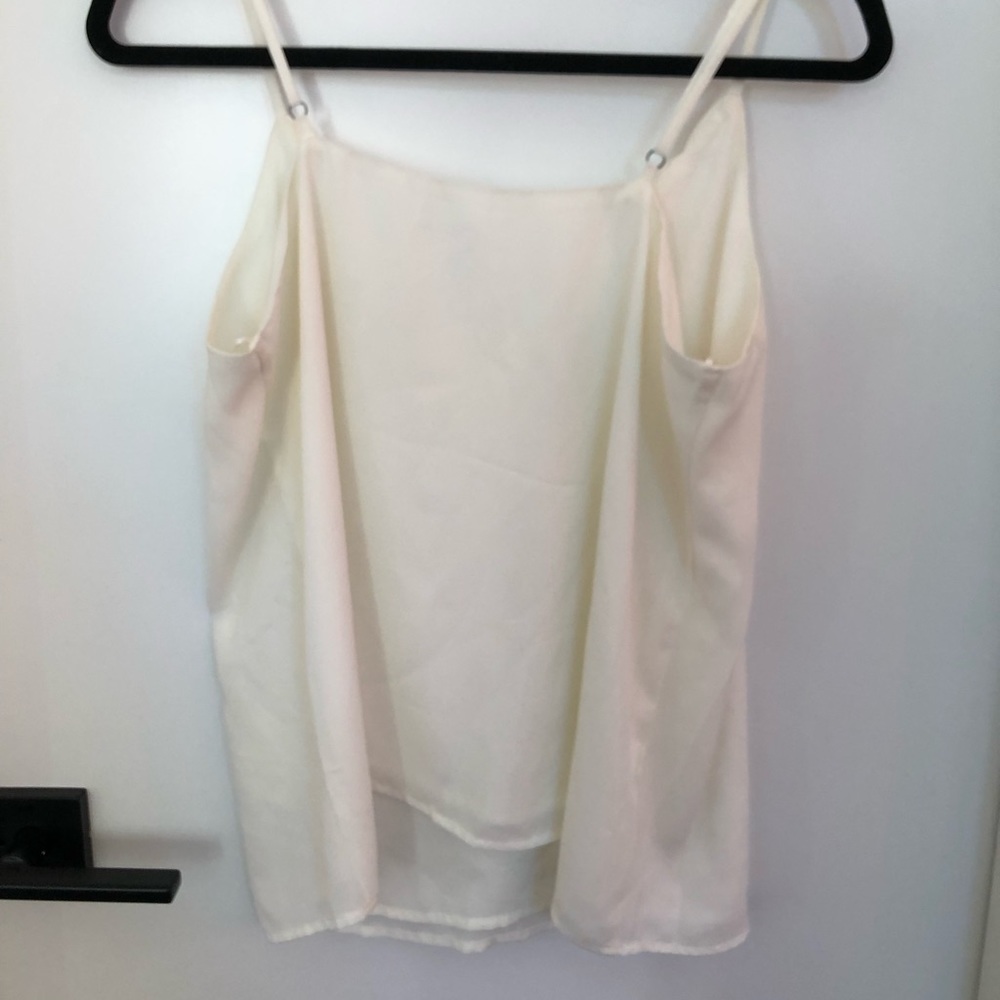 Socialite Tanktop - Picture 2 of 3